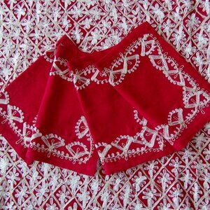 Vintage wine red tablecloth & 4 napkins with white and metallic gold embroidery